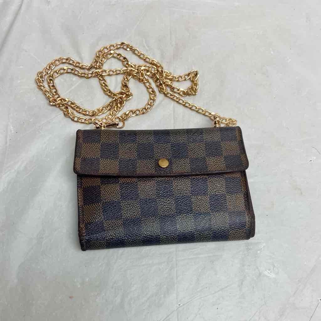 Authentic, Louis Vuitton, Damier Ebene, Bi-fold Passport Wallet Crossbody 6in x