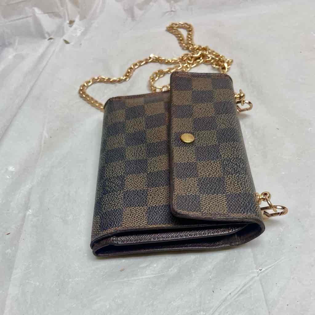 Authentic, Louis Vuitton, Damier Ebene, Bi-fold Passport Wallet Crossbody 6in x