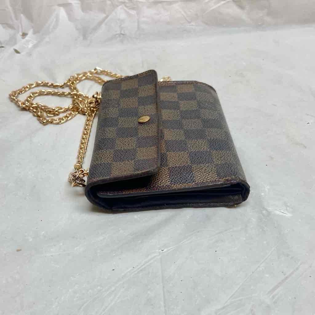 Authentic, Louis Vuitton, Damier Ebene, Bi-fold Passport Wallet Crossbody 6in x