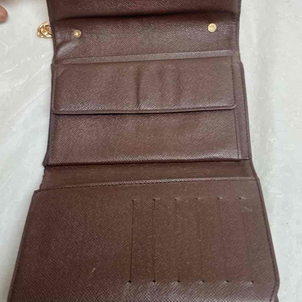 Authentic, Louis Vuitton, Damier Ebene, Bi-fold Passport Wallet Crossbody 6in x