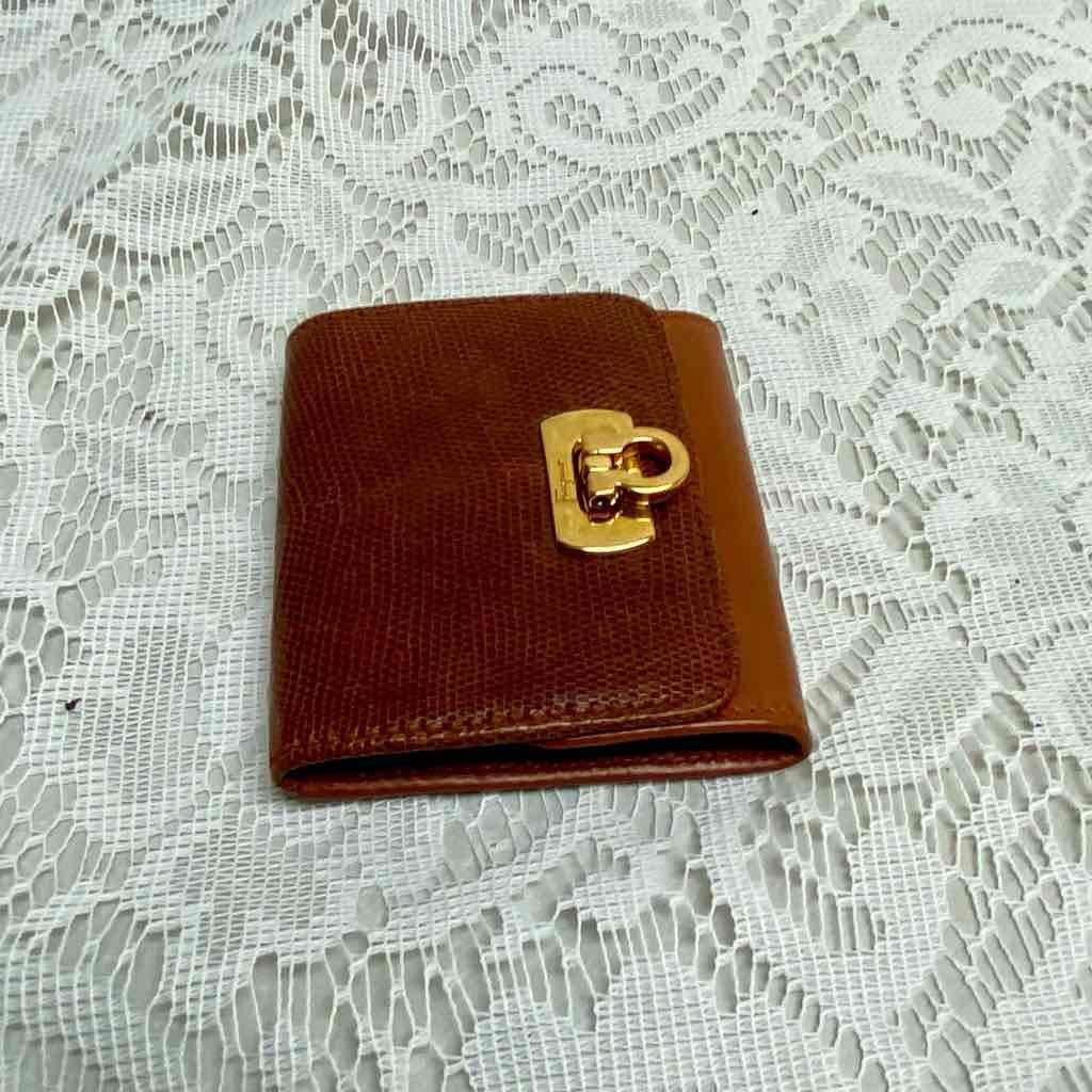 Vintage, Salvatore Ferragamo, Rare, Tan Brown Reptile Coin Wallet 3,5in x 3In (Z