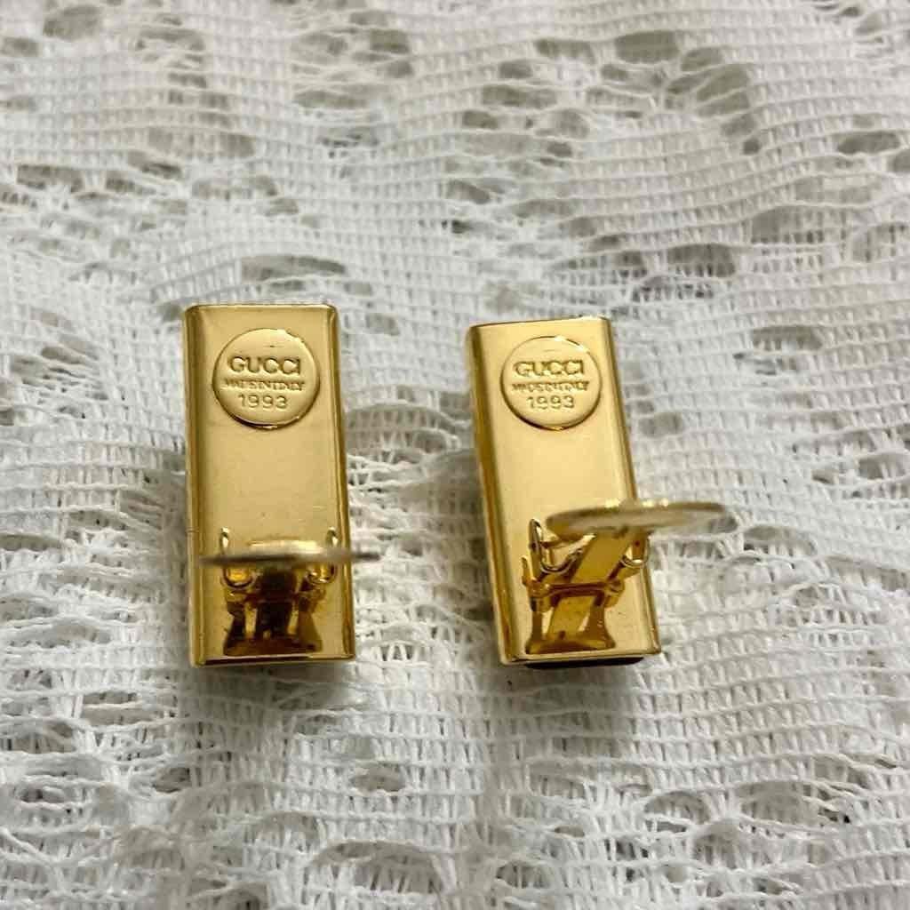 Vintage 1993 Gucci, Made in Italy Gold- Burgundy Clip Earrings 1/2in x 1/2in (Z0